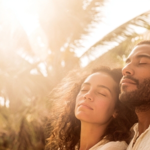 Problèmes de confiance dans le couple : quand l’insécurité intérieure prend le dessus